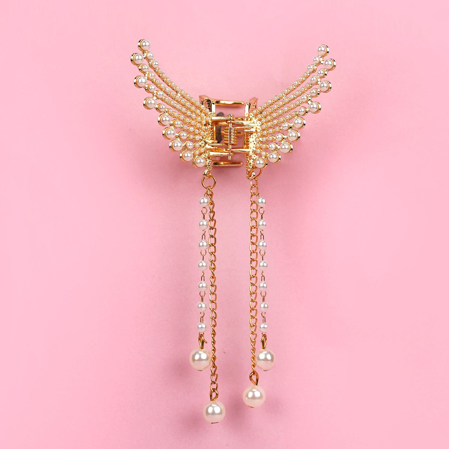 Pearl Tassel Wing Clip
